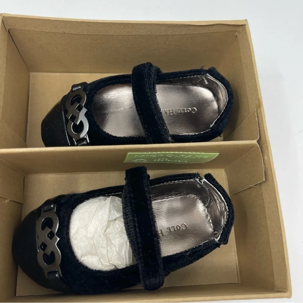 Cole Hana Mini Adler Bit Mary Jane flats in black with silvertone hardware sz 3